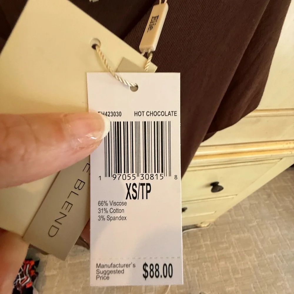 Elie Tahari Brown Ribbed Pajama Set - Picture 6 of 12